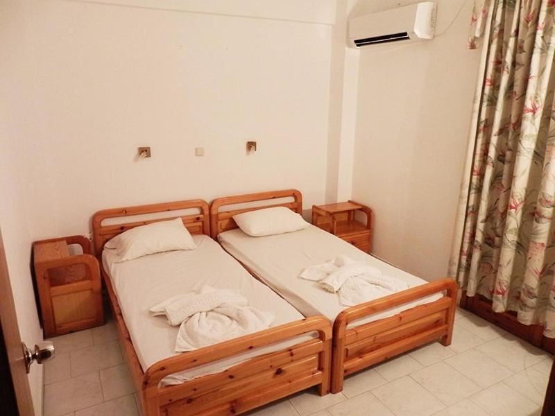 Sea Stone Apartments Kárpathosz Kültér fotó